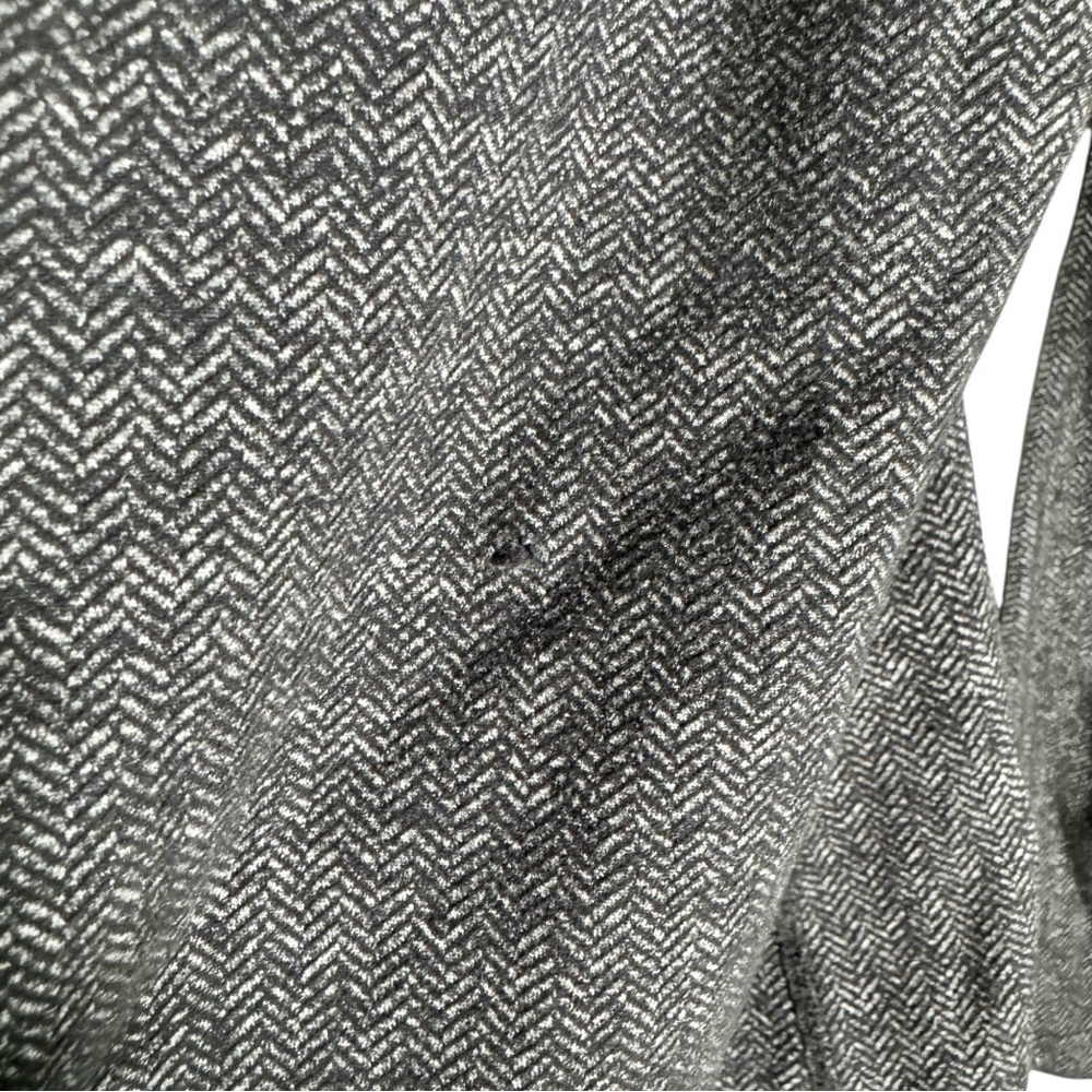 Lululemon Sprint Long Sleeve Shirt Black Gray Herringbone Men’s Medium - Picture 4 of 6
